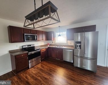 227 Tather Drive - Photo Thumbnail 4