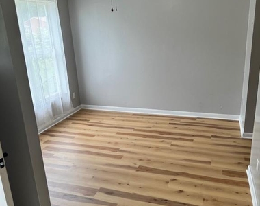 23 Oak Drive - Photo Thumbnail 10