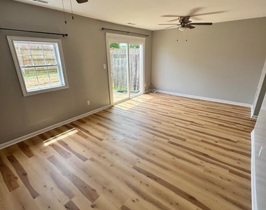 23 Oak Drive - Photo Thumbnail 8