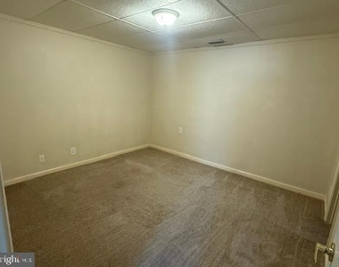 1391 Garrisonville Road - Photo Thumbnail 7