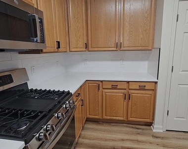 2822 Slingerland Drive - Photo Thumbnail 17