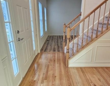 2822 Slingerland Drive - Photo Thumbnail 7