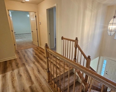 2822 Slingerland Drive - Photo Thumbnail 32