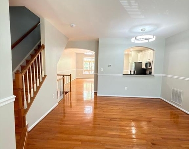 14216 Legend Glen Court - Photo Thumbnail 22