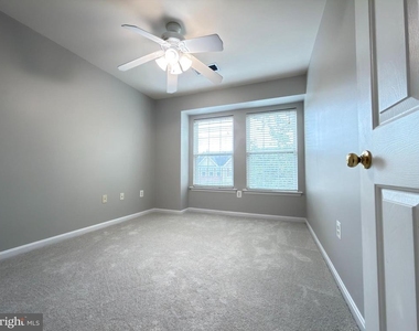 14216 Legend Glen Court - Photo Thumbnail 16