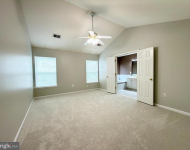 14216 Legend Glen Court - Photo Thumbnail 7