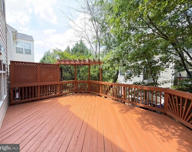 14216 Legend Glen Court - Photo Thumbnail 18