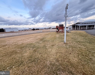 10733 Parkgate Drive - Photo Thumbnail 13