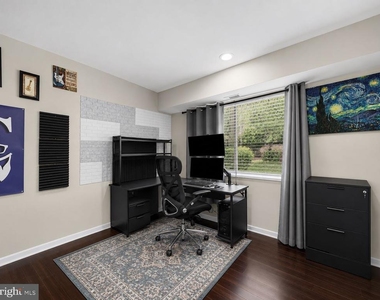 12703 Lotte Drive - Photo Thumbnail 7