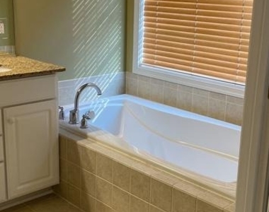 2161 Oberlin - Photo Thumbnail 5