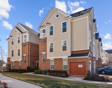 23266 Southdown Manor Terrace - Photo Thumbnail 17