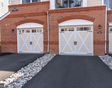 23266 Southdown Manor Terrace - Photo Thumbnail 16