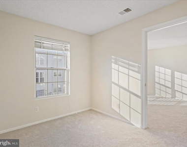 1108 Huntmaster Terrace Ne - Photo Thumbnail 10