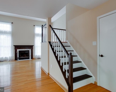 21707 Leatherleaf Circle - Photo Thumbnail 7