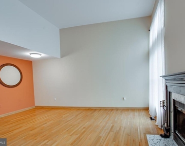21707 Leatherleaf Circle - Photo Thumbnail 6