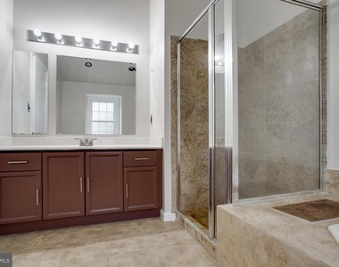 21707 Leatherleaf Circle - Photo Thumbnail 12