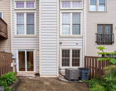 21707 Leatherleaf Circle - Photo Thumbnail 35