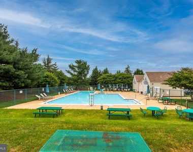 21707 Leatherleaf Circle - Photo Thumbnail 39