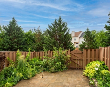 21707 Leatherleaf Circle - Photo Thumbnail 34