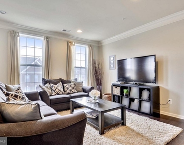 23487 Logans Ridge Terrace - Photo Thumbnail 8