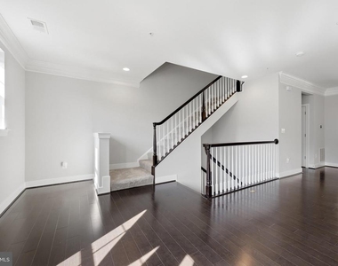 43976 Vaira Terrace - Photo Thumbnail 4