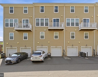 43976 Vaira Terrace - Photo Thumbnail 28