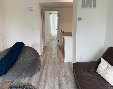 20949 Killawog Terrace - Photo Thumbnail 15