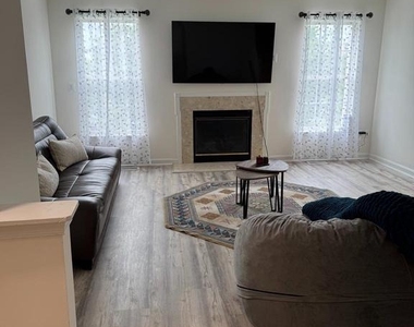 20949 Killawog Terrace - Photo Thumbnail 12