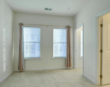 280 High Rail Terrace Se - Photo Thumbnail 14