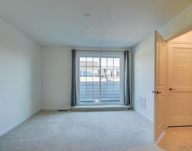 280 High Rail Terrace Se - Photo Thumbnail 19