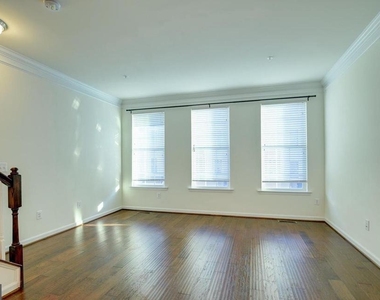 280 High Rail Terrace Se - Photo Thumbnail 6