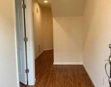25472 Feltre Terrace - Photo Thumbnail 13