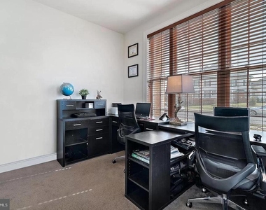 43168 Hattontown Woods Terrace - Photo Thumbnail 12