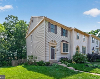 3316 Stone Heather Court - Photo Thumbnail 1