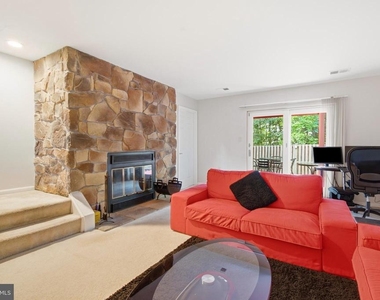 3316 Stone Heather Court - Photo Thumbnail 29