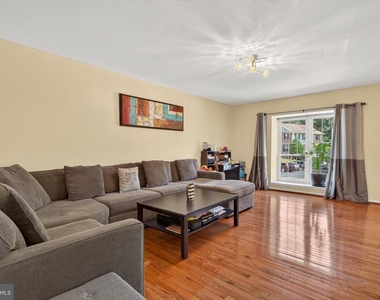 3316 Stone Heather Court - Photo Thumbnail 8