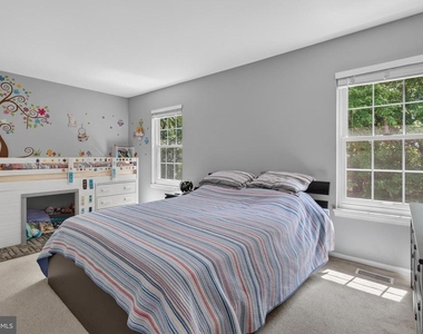 3316 Stone Heather Court - Photo Thumbnail 23
