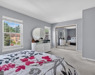 3316 Stone Heather Court - Photo Thumbnail 20