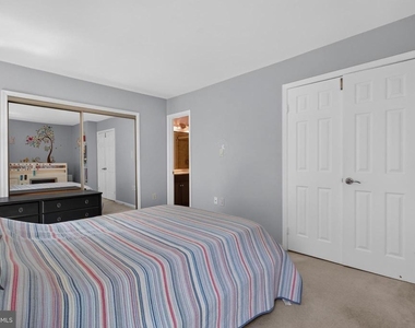 3316 Stone Heather Court - Photo Thumbnail 24