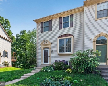 3316 Stone Heather Court - Photo Thumbnail 41