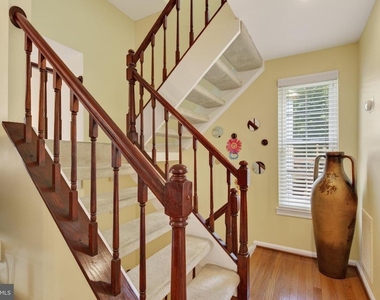3316 Stone Heather Court - Photo Thumbnail 17