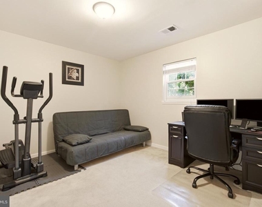 3316 Stone Heather Court - Photo Thumbnail 33