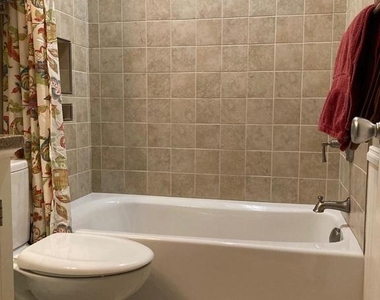3124 Barnard Court - Photo Thumbnail 7