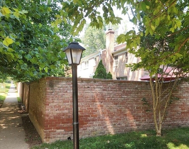 3124 Barnard Court - Photo Thumbnail 28