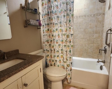 3124 Barnard Court - Photo Thumbnail 22