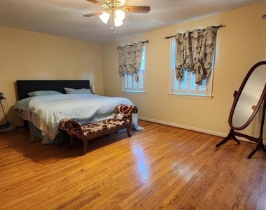 3124 Barnard Court - Photo Thumbnail 18