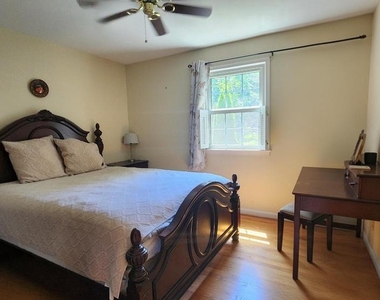 3124 Barnard Court - Photo Thumbnail 21
