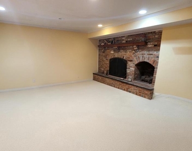 3124 Barnard Court - Photo Thumbnail 24