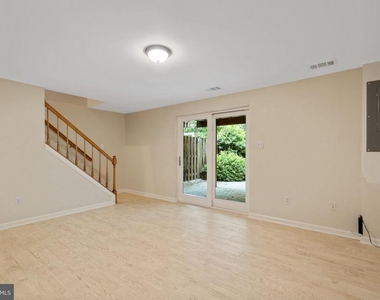 8608 Rocky Gap Court - Photo Thumbnail 29