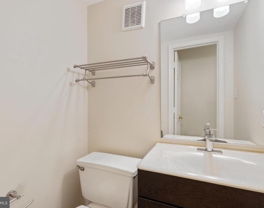 8608 Rocky Gap Court - Photo Thumbnail 34